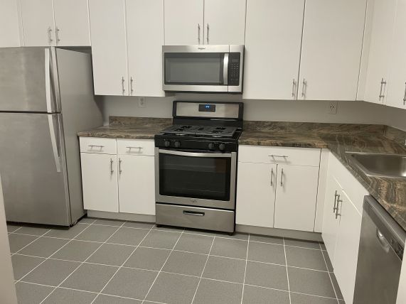 30 River Court LeaseBreak com