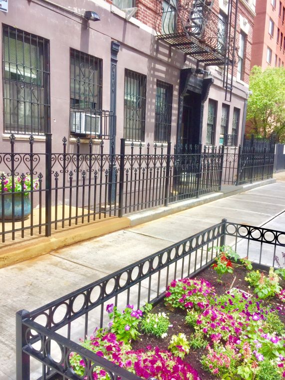 319 East 105th Street LeaseBreak com